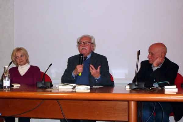 Asor Rosa ad Urago Mella, con M.Ghidinelli e N. Dolfo. Presentazione del libro: Assunta e Alessandro