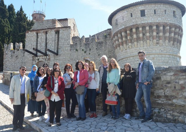 Scuola Foscolo CTP - visita al Castello 15 05 2014